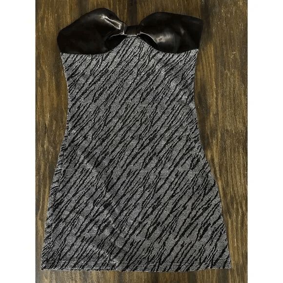 SHEIN Dresses & Skirts - SHEINBAE Dress Womens Medium Metallic Gray Strapless Mini‎ Bodycon Holidays NWT